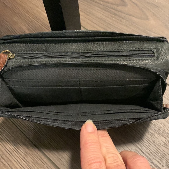 Fossil Black Leather Wallet - Picture 5 of 8